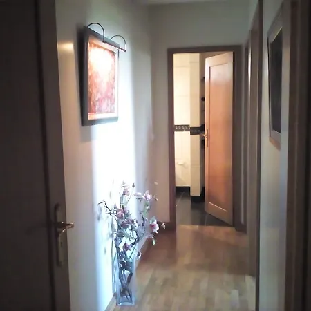 Sea Views Terrace Flat In דירה *