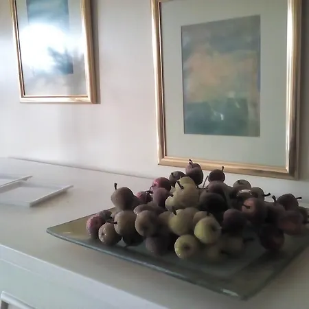 Sea Views Terrace Flat In דירה מינדלו